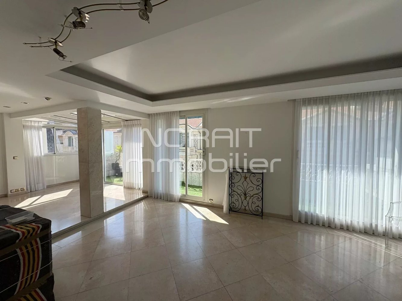 Property photo in Carre d'Or