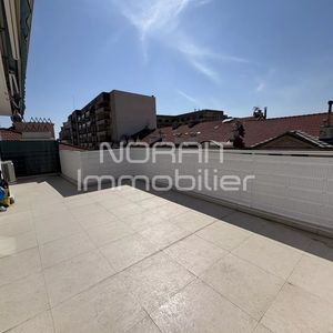 Property in Carre d'Or