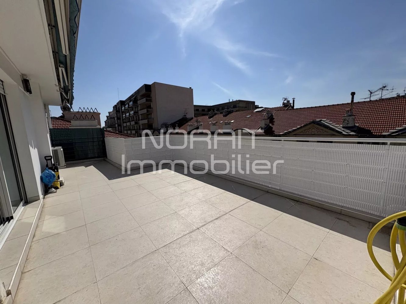 Property photo in Carre d'Or