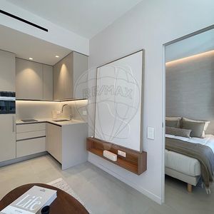 Property in Carre d'Or