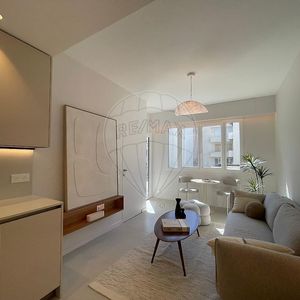 Property in Carre d'Or