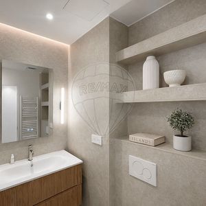 Property in Carre d'Or