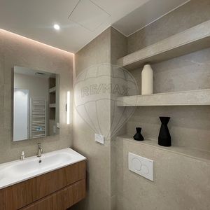 Property in Carre d'Or