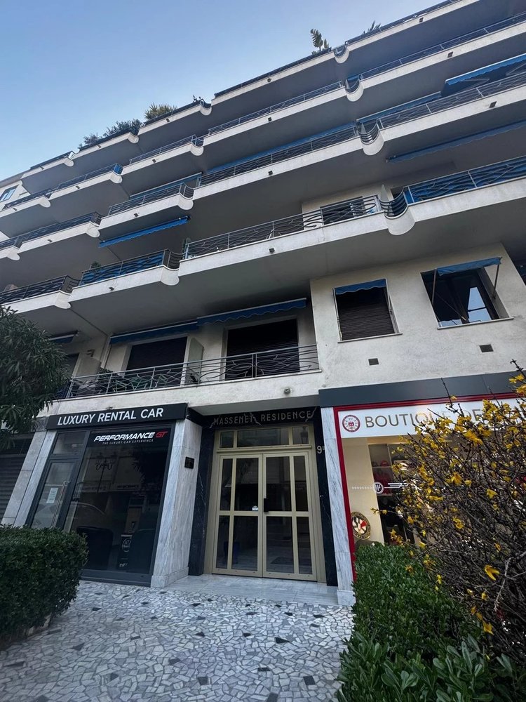 Property photo in Carre d'Or