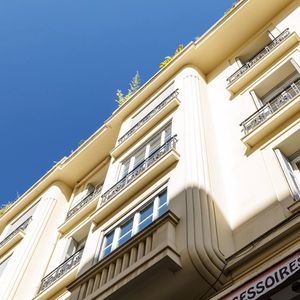 Property in Carre d'Or