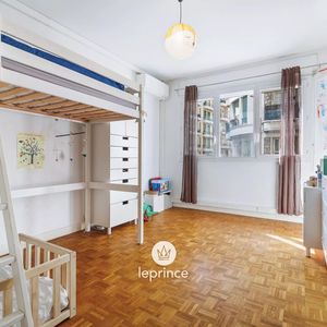 Property in Musicians Quarter