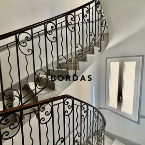 Property in Musicians Quarter