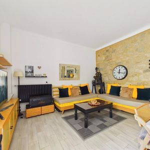 Property in Musicians Quarter