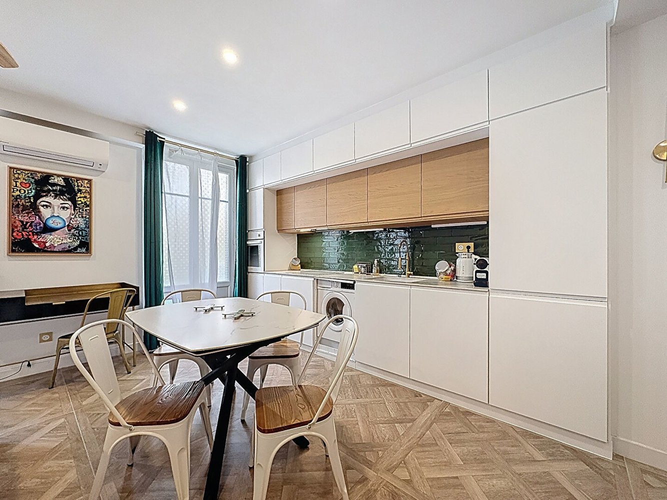 Property photo in Musicians Quarter