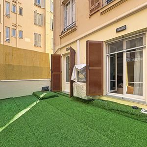 Property in Musicians Quarter