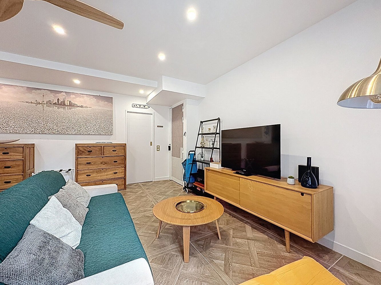 Property photo in Musicians Quarter