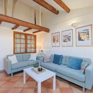 Property in Old Town