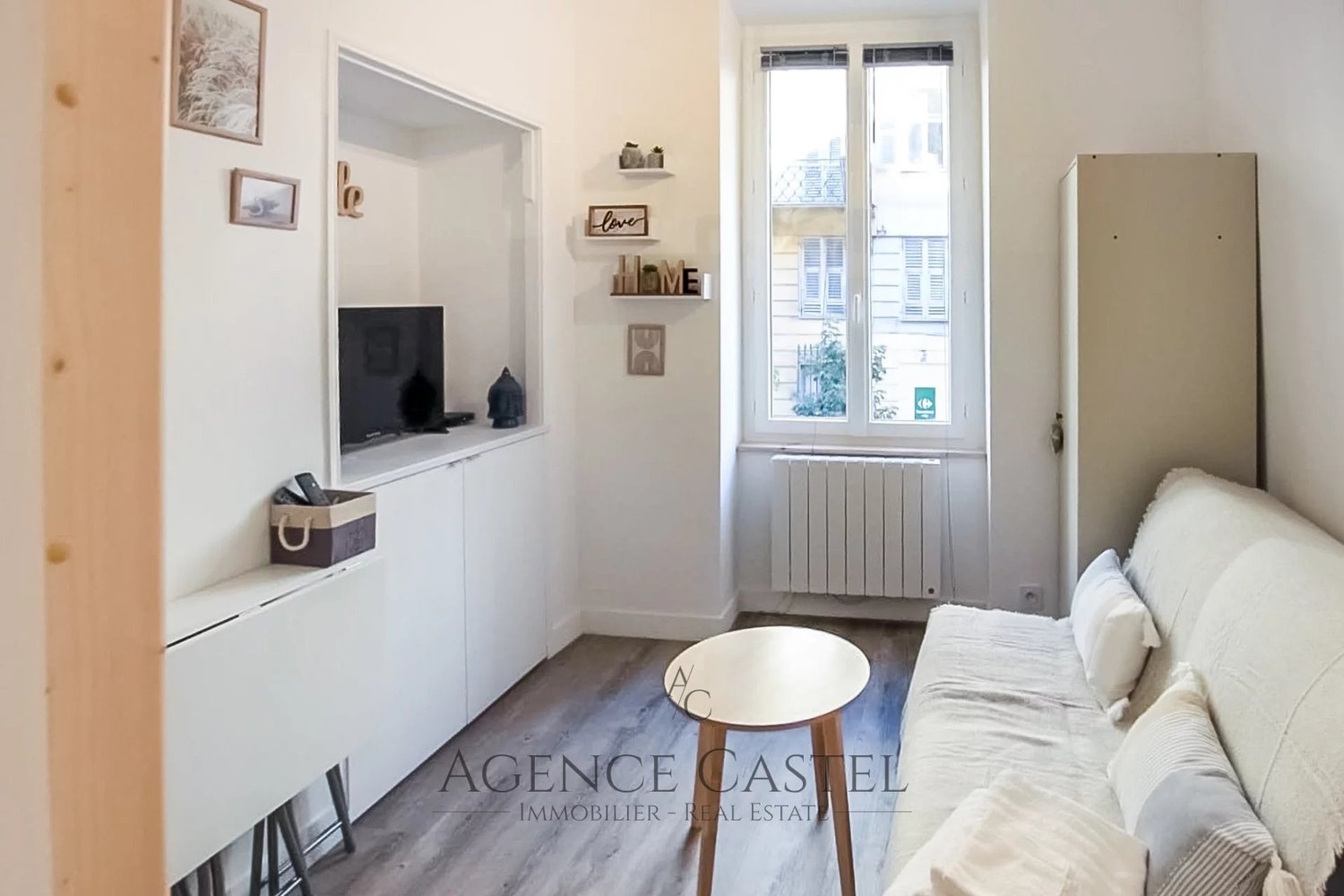 Property photo in Port