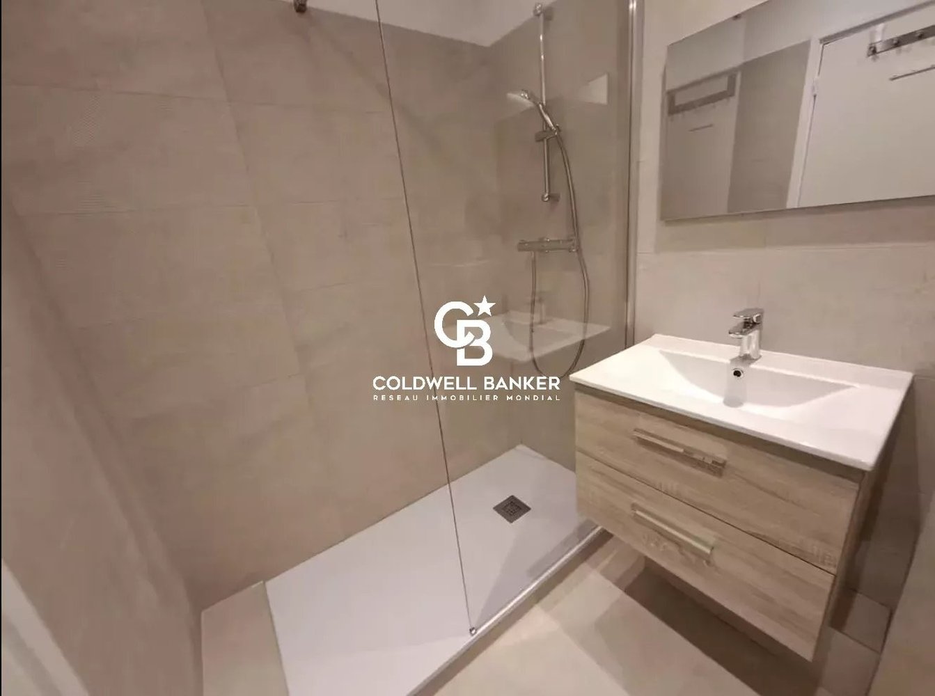 Property photo in Port