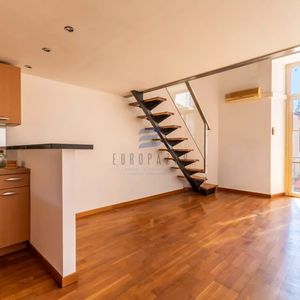 Property in Carre d'Argent