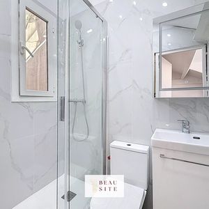 Property in Carre d'Argent