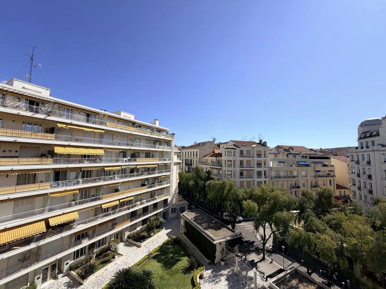 Property photo in Carre d'Argent