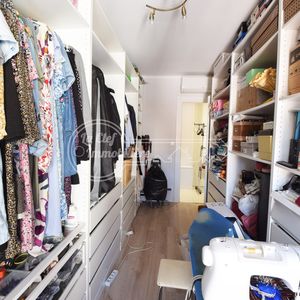 Property in Carre d'Argent