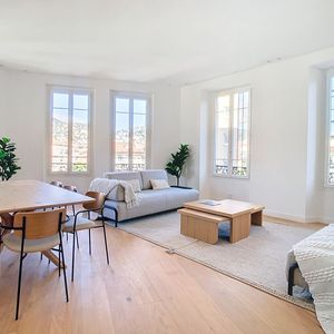 Property in Carre d'Argent