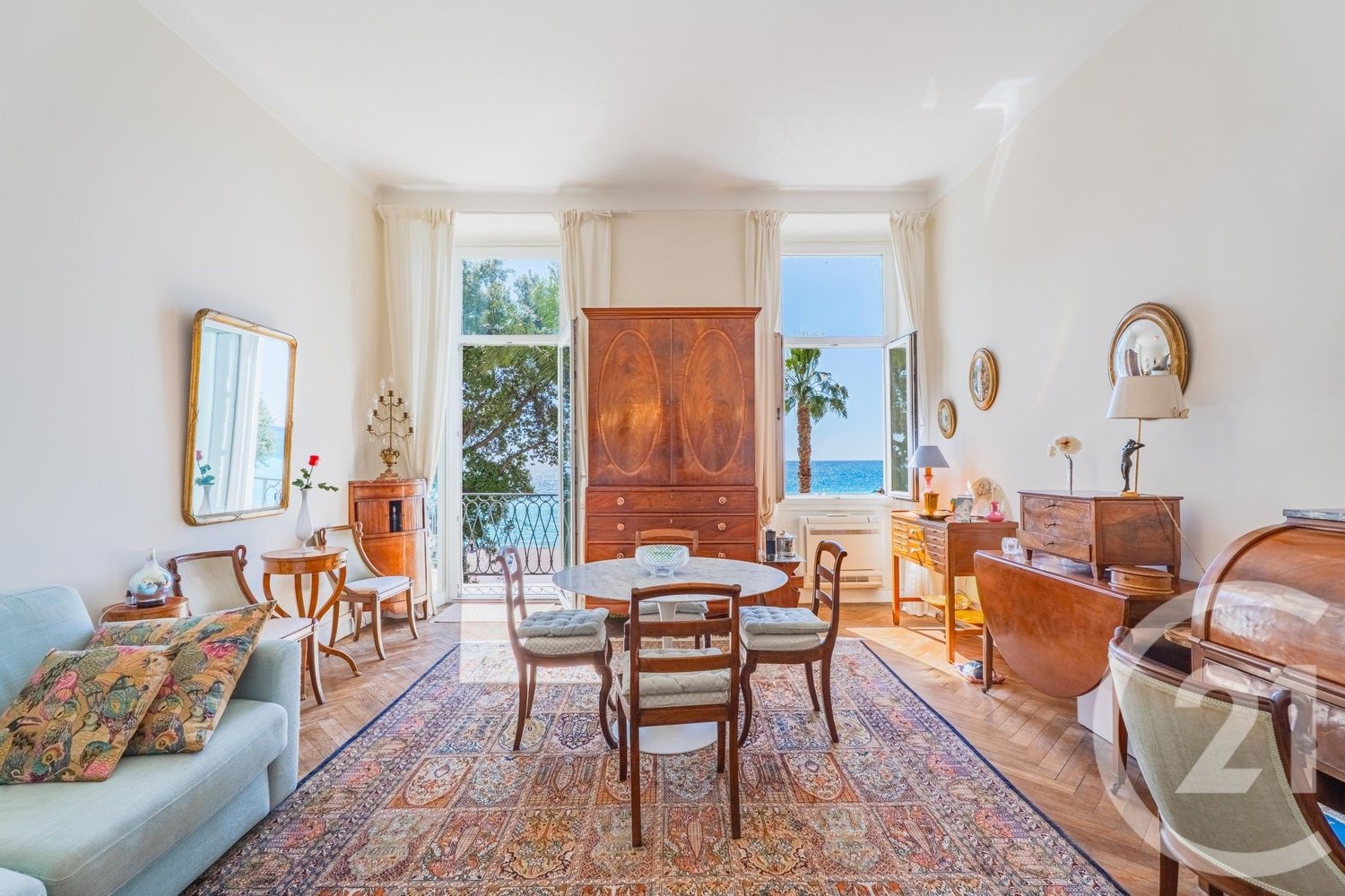 Property photo in Carre d'Argent