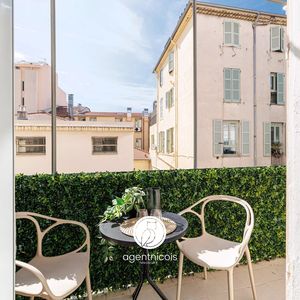 Property in Carre d'Argent