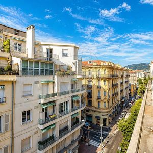 Property in Carre d'Argent