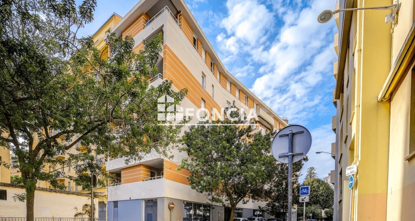 Property photo in Carre d'Argent