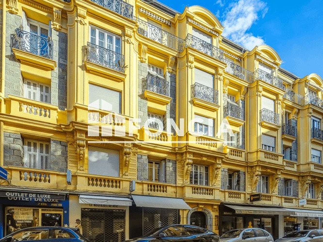 Property photo in Carre d'Argent