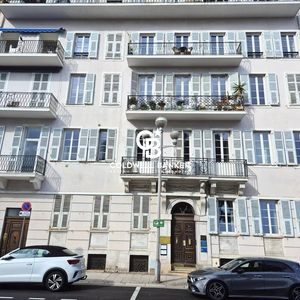 Property in Carre d'Argent