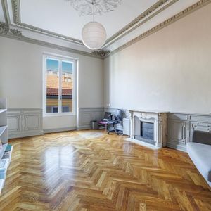 Property in Carre d'Argent