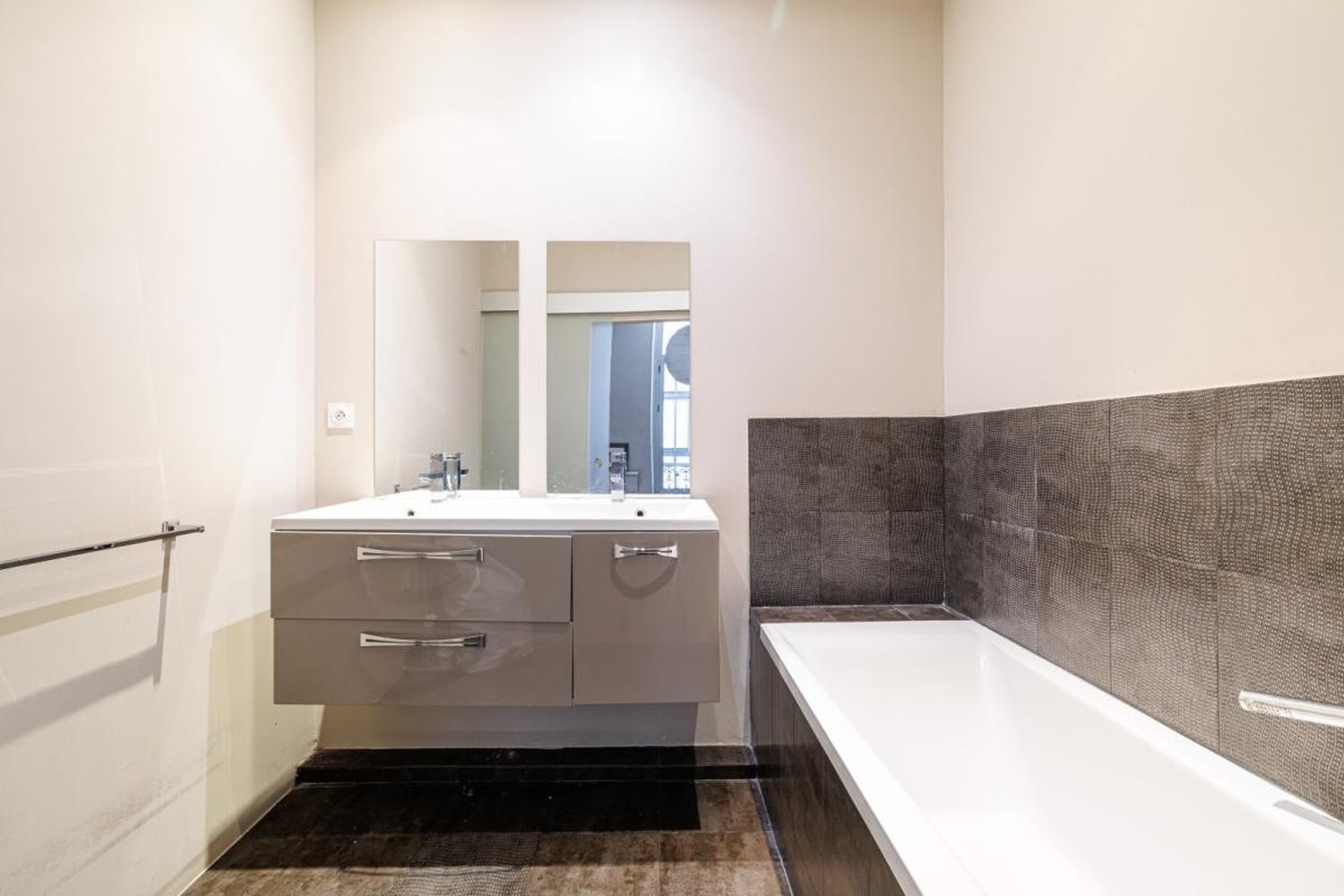 Property photo in Carre d'Argent