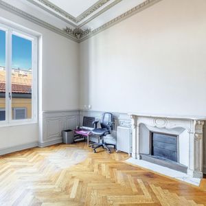 Property in Carre d'Argent