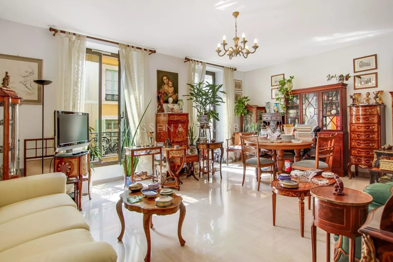 Property photo in Carre d'Argent