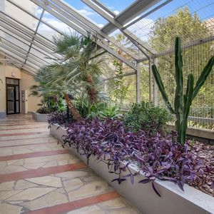 Property in Carre d'Argent