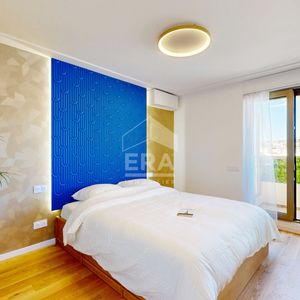 Property in Carre d'Or