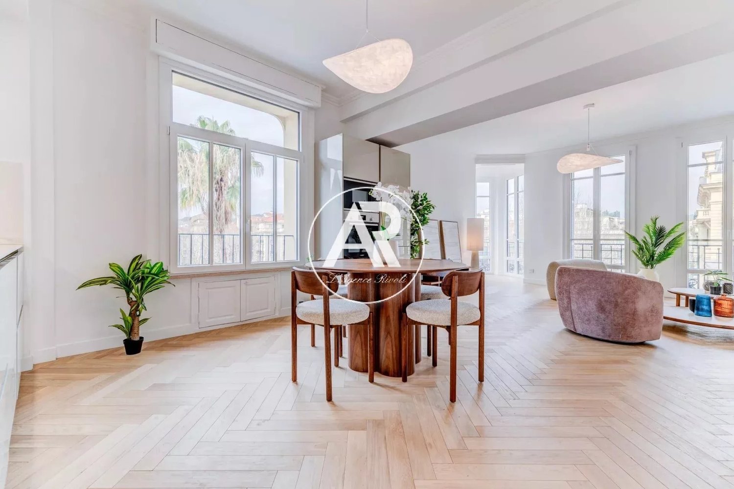 Property photo in Carre d'Or