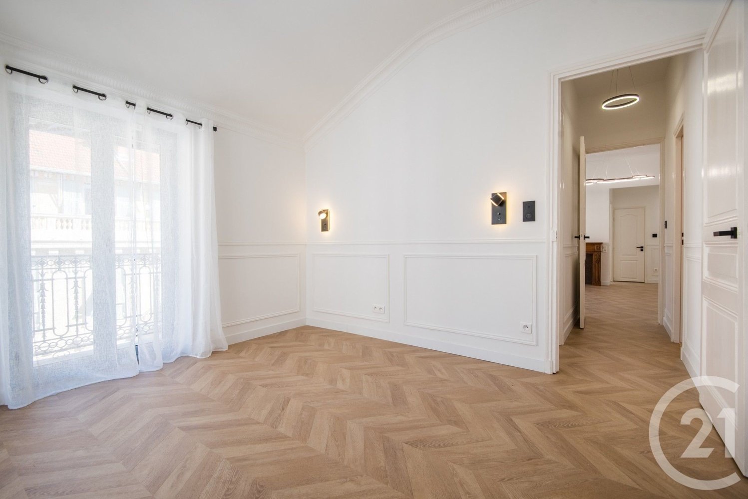 Property photo in Carre d'Or