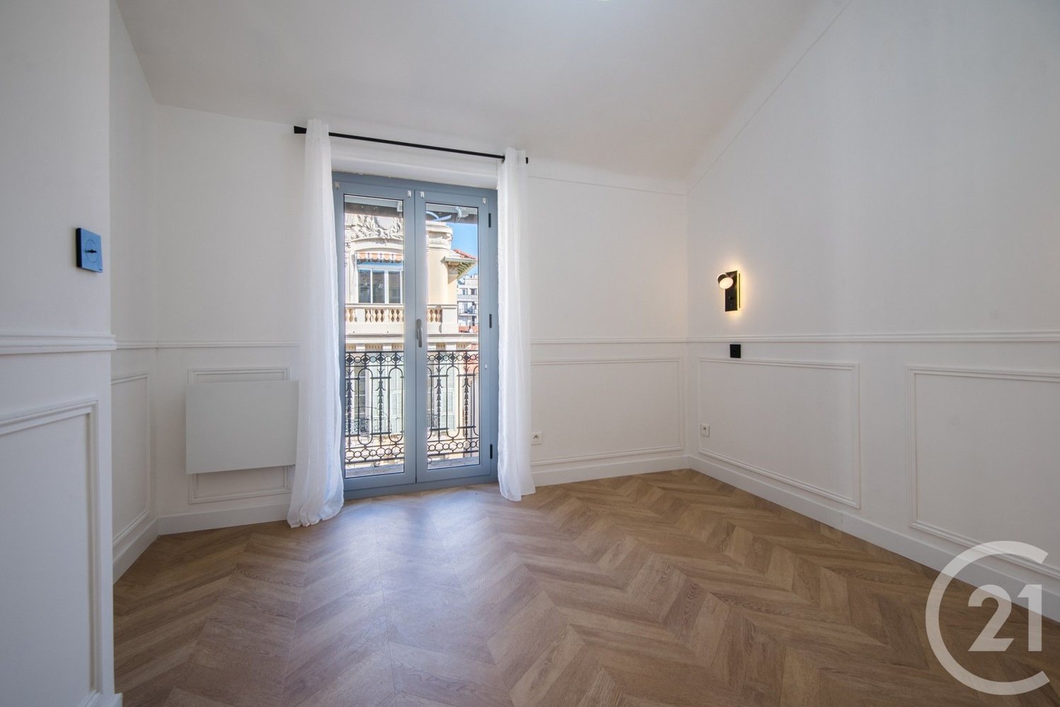 Property photo in Carre d'Or