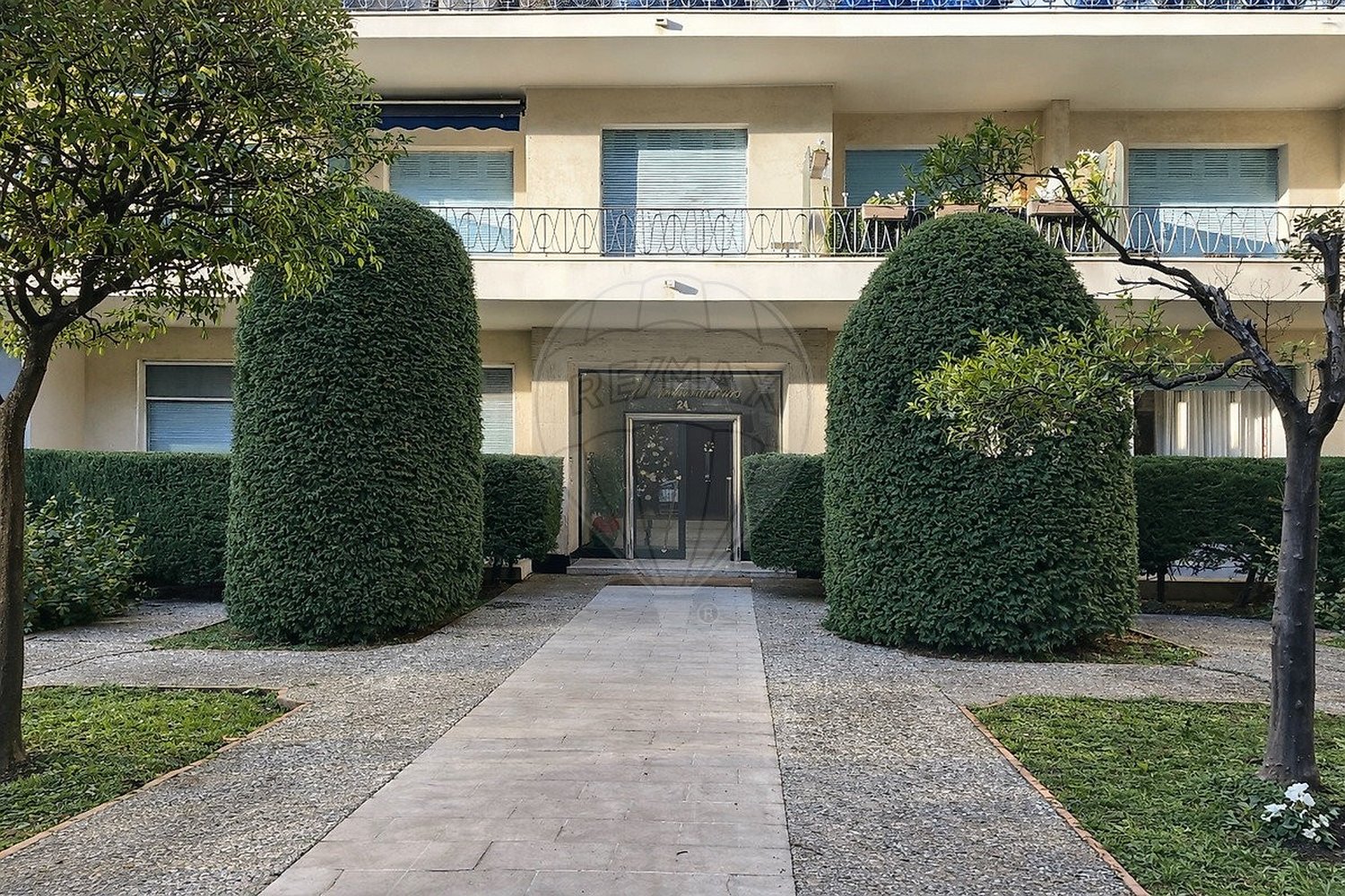 Property photo in Carre d'Or