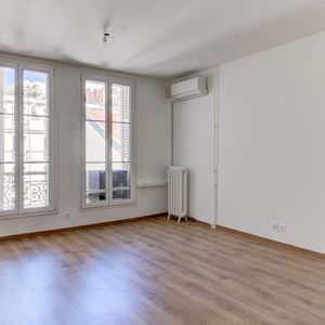 Property in Carre d'Or