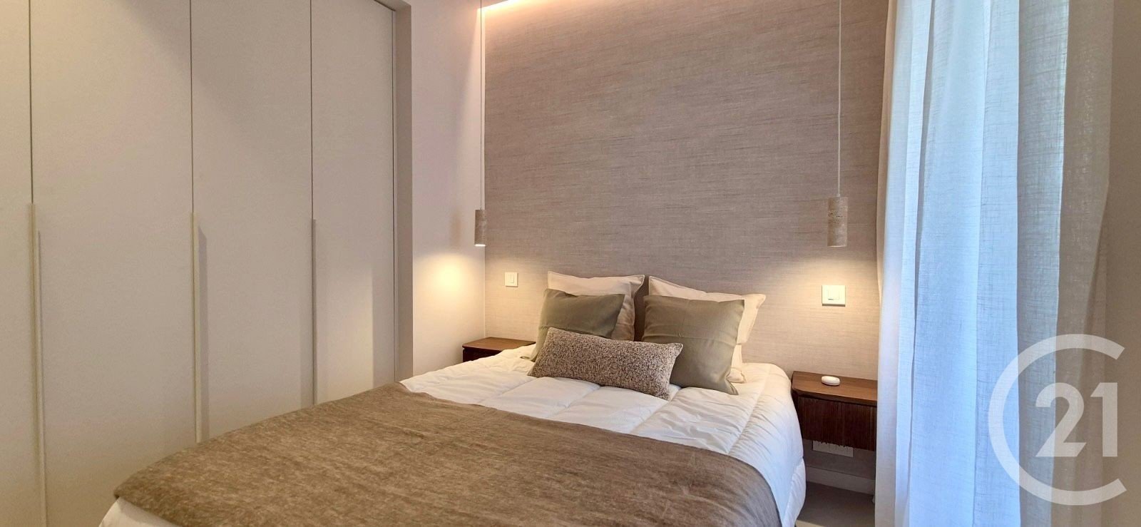 Property photo in Carre d'Or