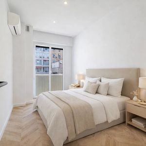 Property in Carre d'Or