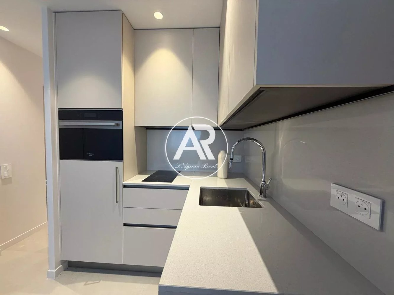 Property photo in Carre d'Or