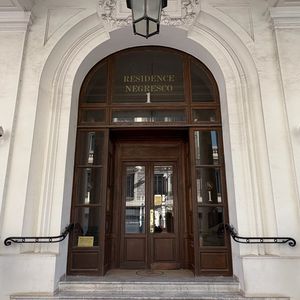 Property in Carre d'Or