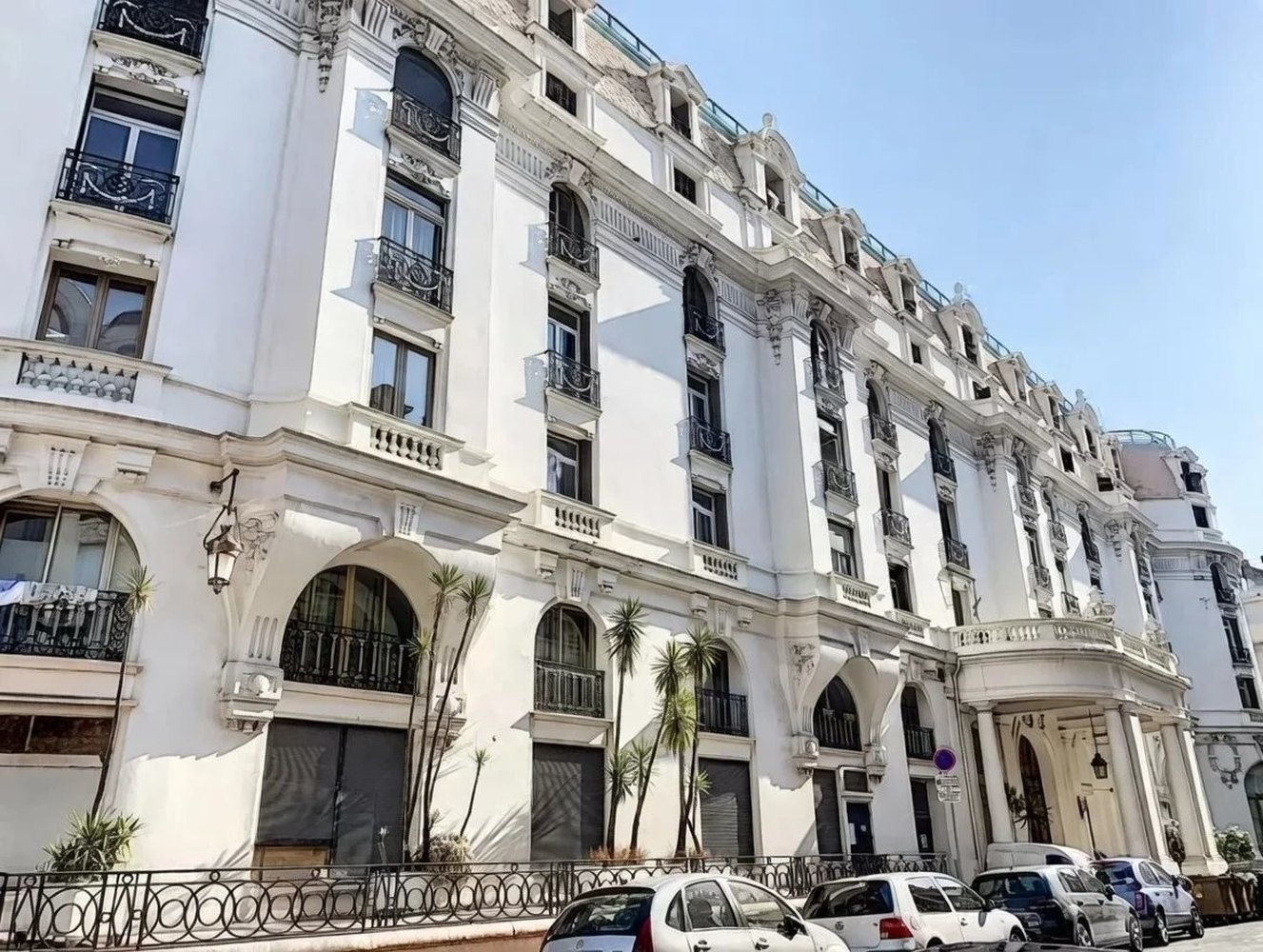 Property photo in Carre d'Or