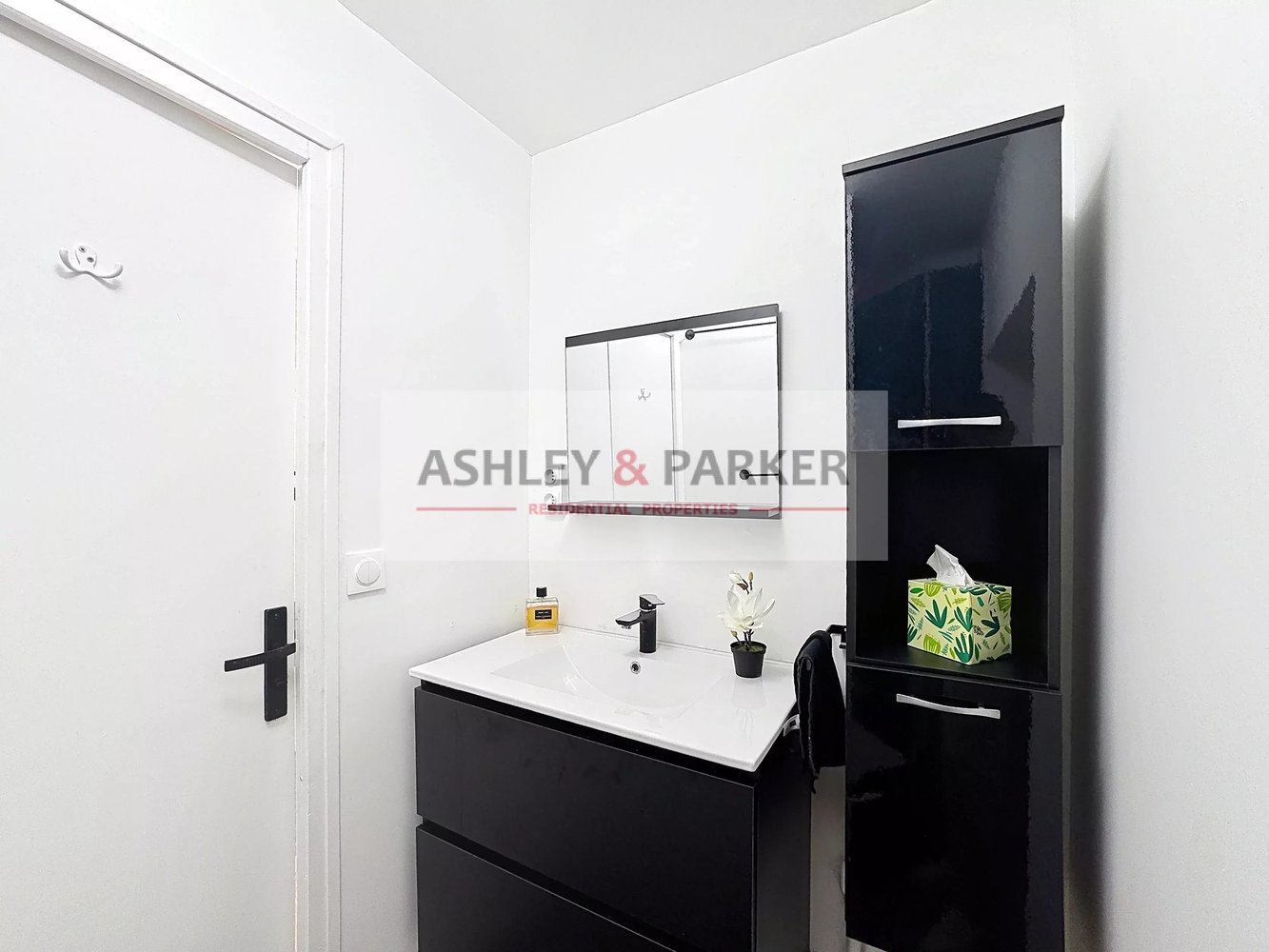 Property photo in Carre d'Or