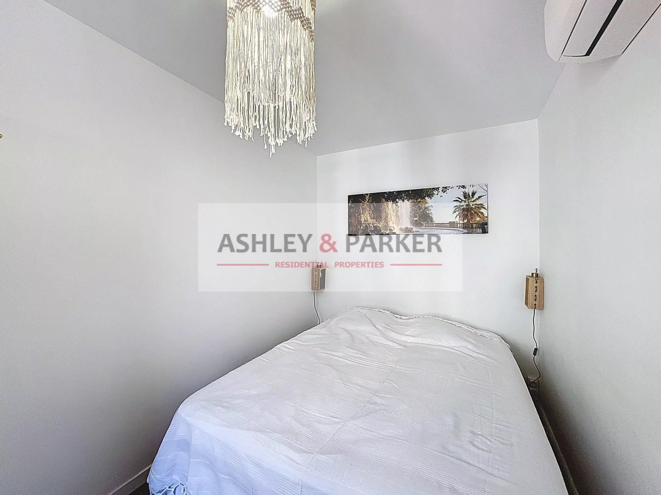 Property photo in Carre d'Or