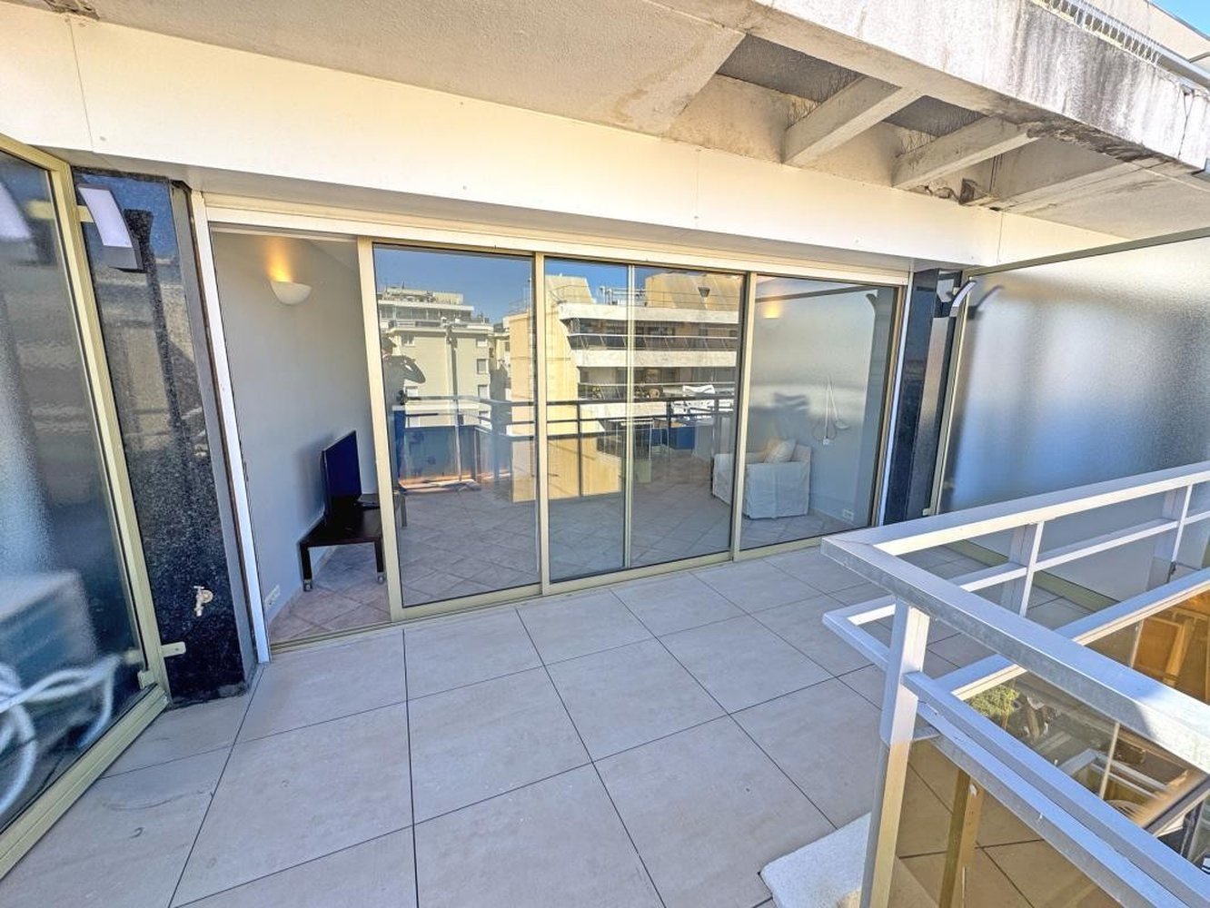 Property photo in Carre d'Or