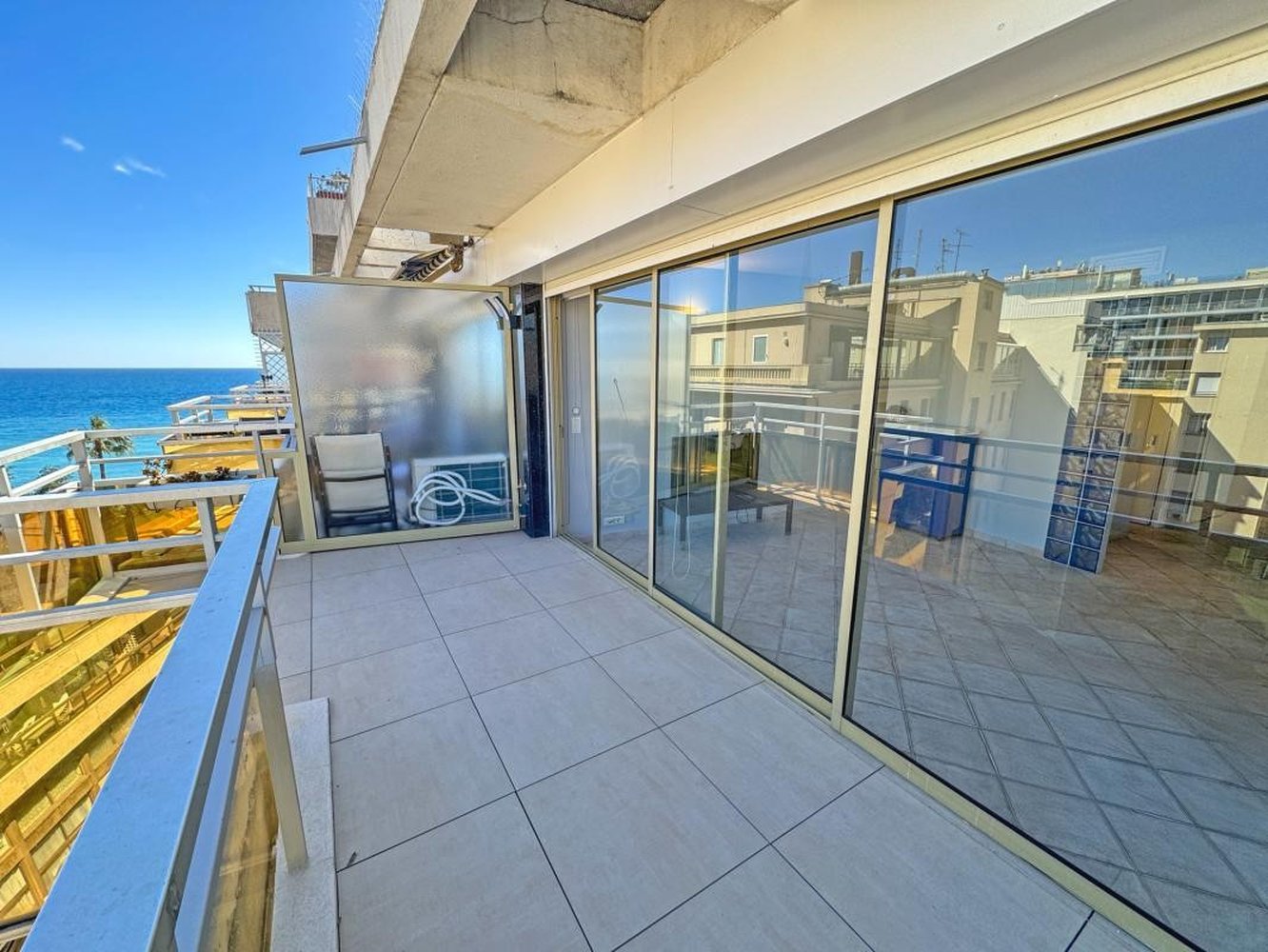 Property photo in Carre d'Or