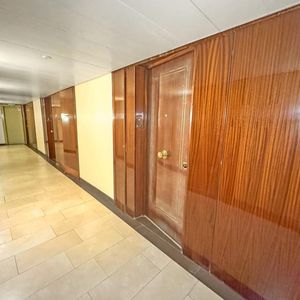 Property in Carre d'Or